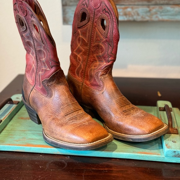 EUC Tony Lama mens cowboyy boots. Size 10D - Picture 2 of 13